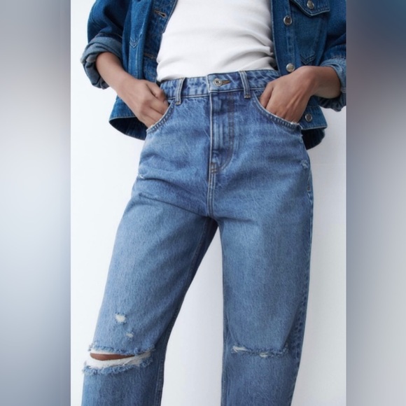ZARA RIPPED HIGH RISE MOM JEANS - Picture 4 of 8